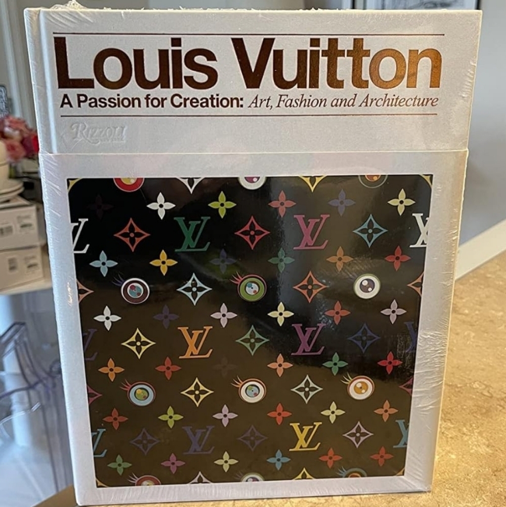 Louis Vuitton Multicolor Monogram Art Book 12.25X9.5X1.8 Inch - Picture 2 of 3